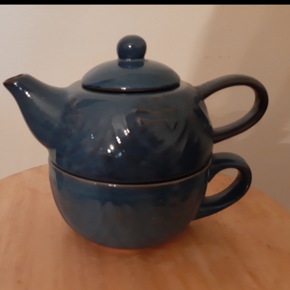 Pier 1 Import Blue Brown Floral Embossed Stackable Stoneware Tea Pot Cup